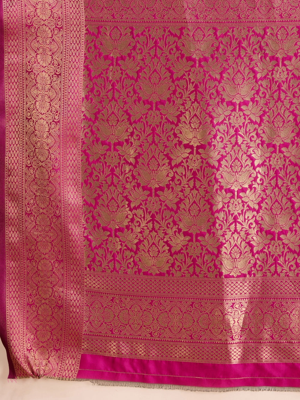 Soft kanchipuram silk saree with golden zari weaving work.