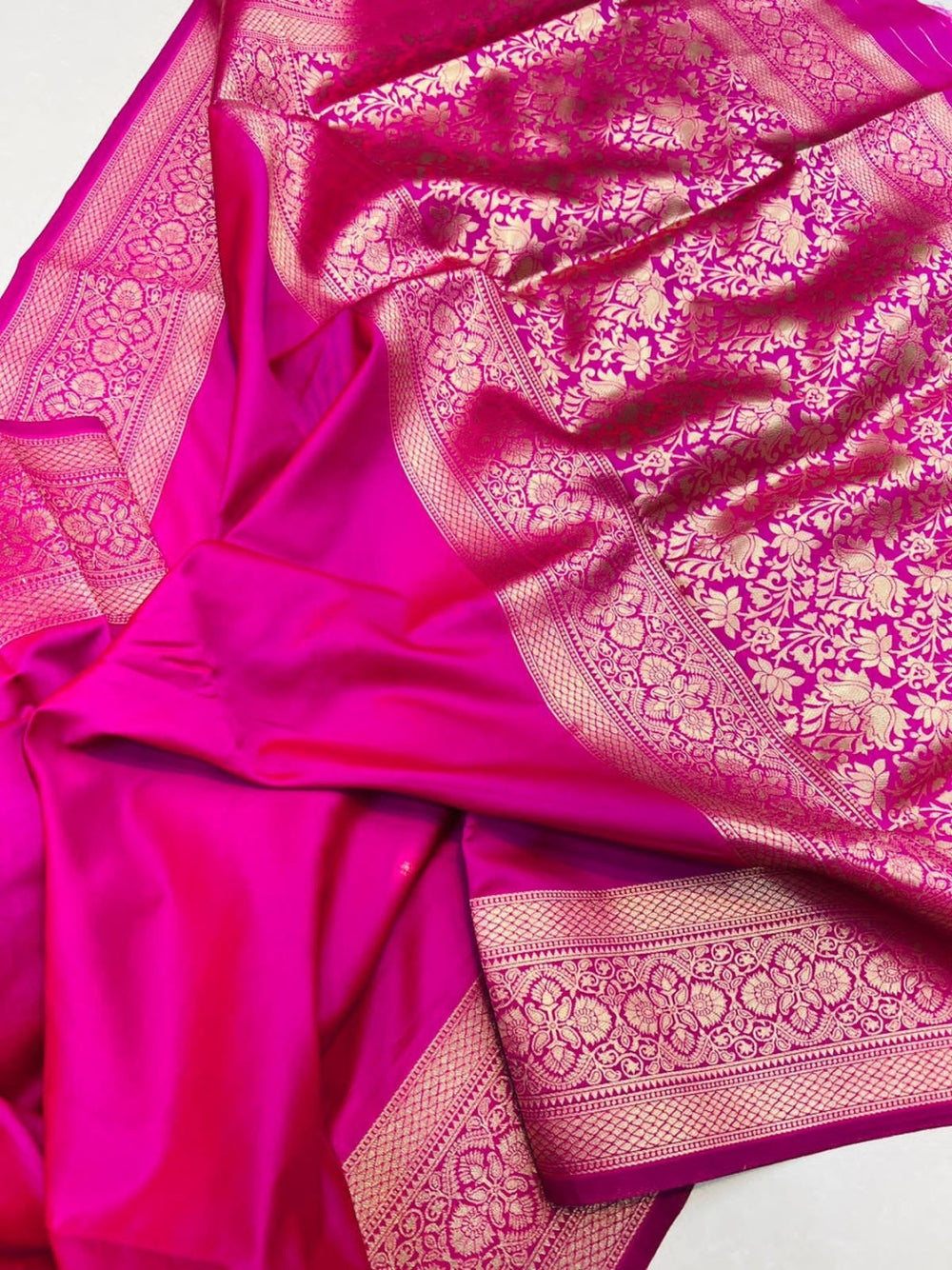 Soft kanchipuram silk saree with golden zari weaving work.