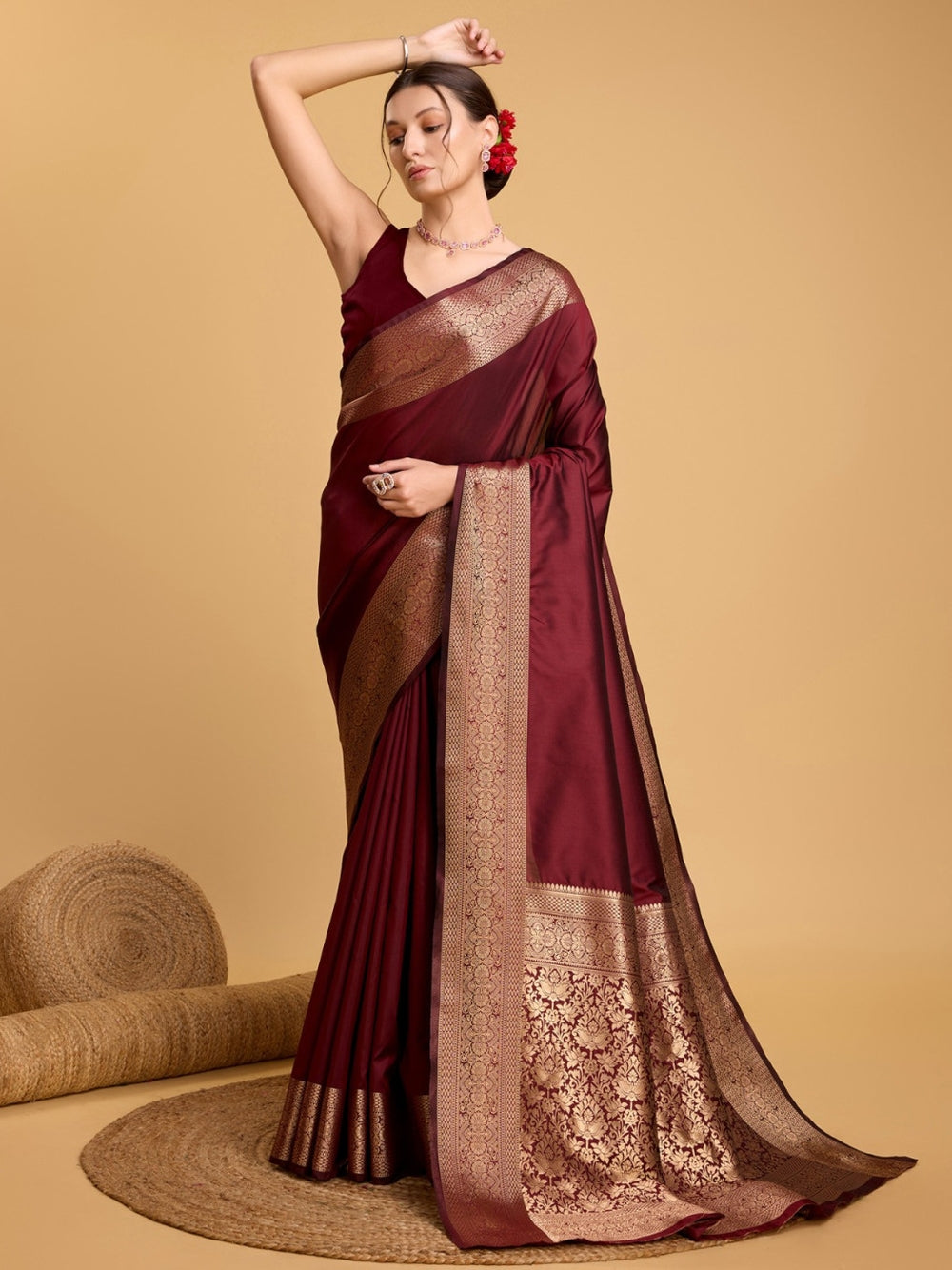 Soft kanchipuram silk saree with golden zari weaving work.