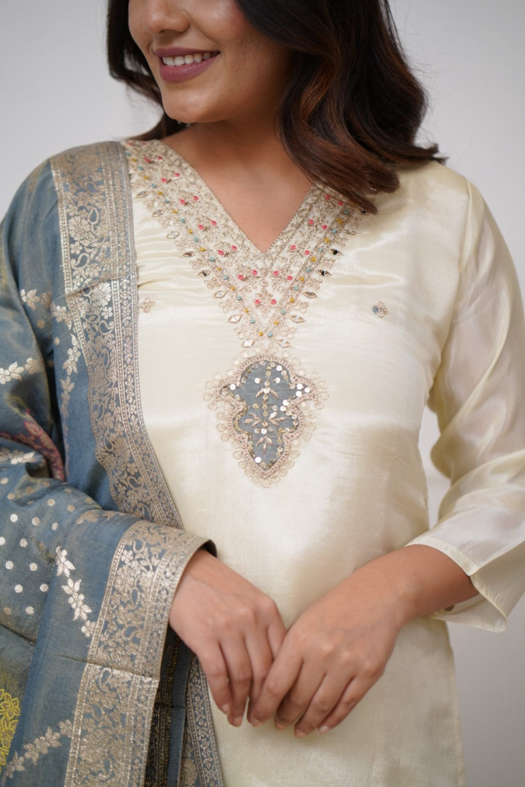 White Chanderi silk kurta and pant set with Grey Jacquard work dupatta.