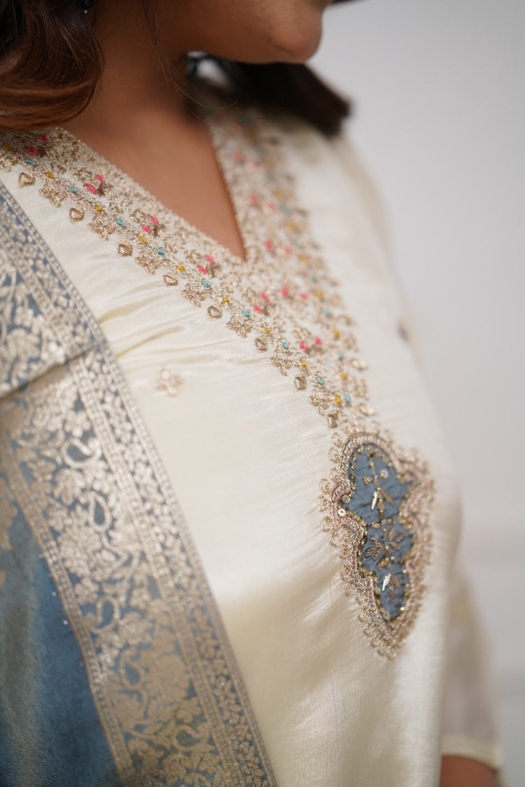 White Chanderi silk kurta and pant set with Grey Jacquard work dupatta.