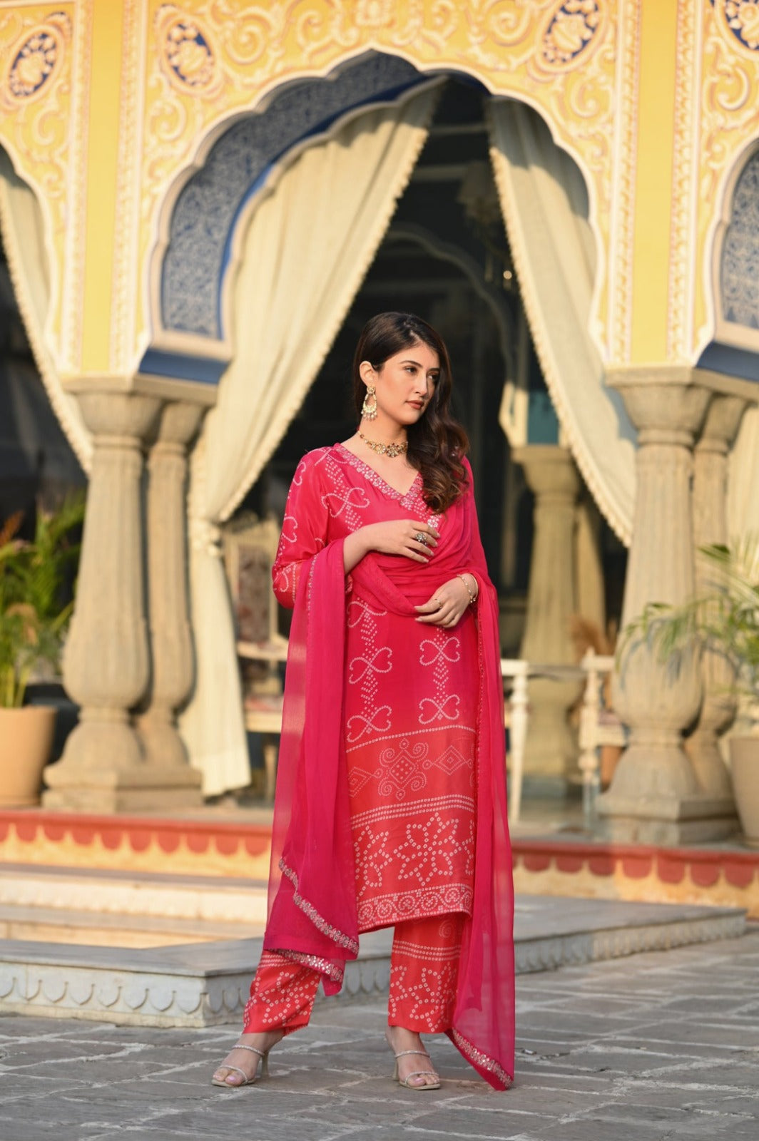 Pink chinon silk kurta and pant set with Embroidered work dupatta