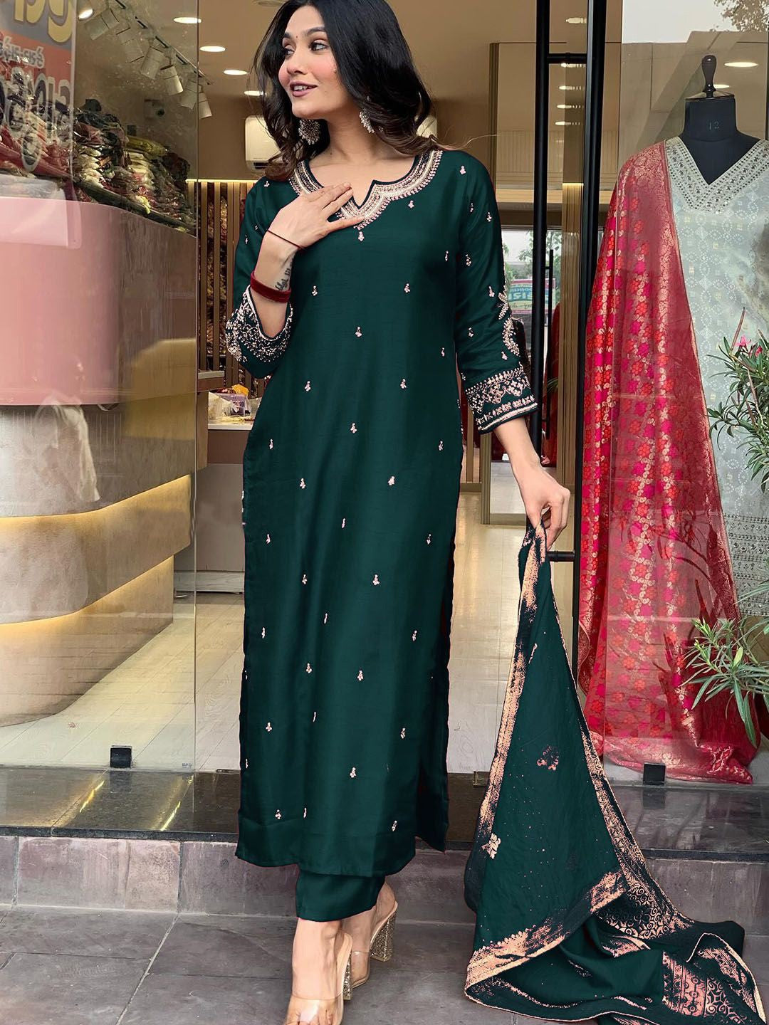 Dark green soft chanderi silk kurta and pant set with Jacquard silk zari work dupatta