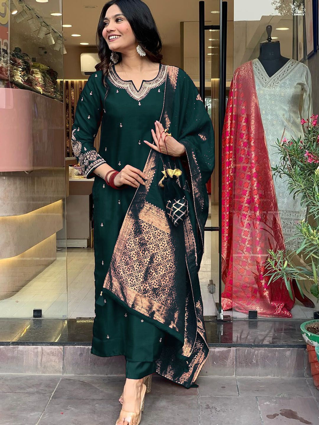 Dark green soft chanderi silk kurta and pant set with Jacquard silk zari work dupatta